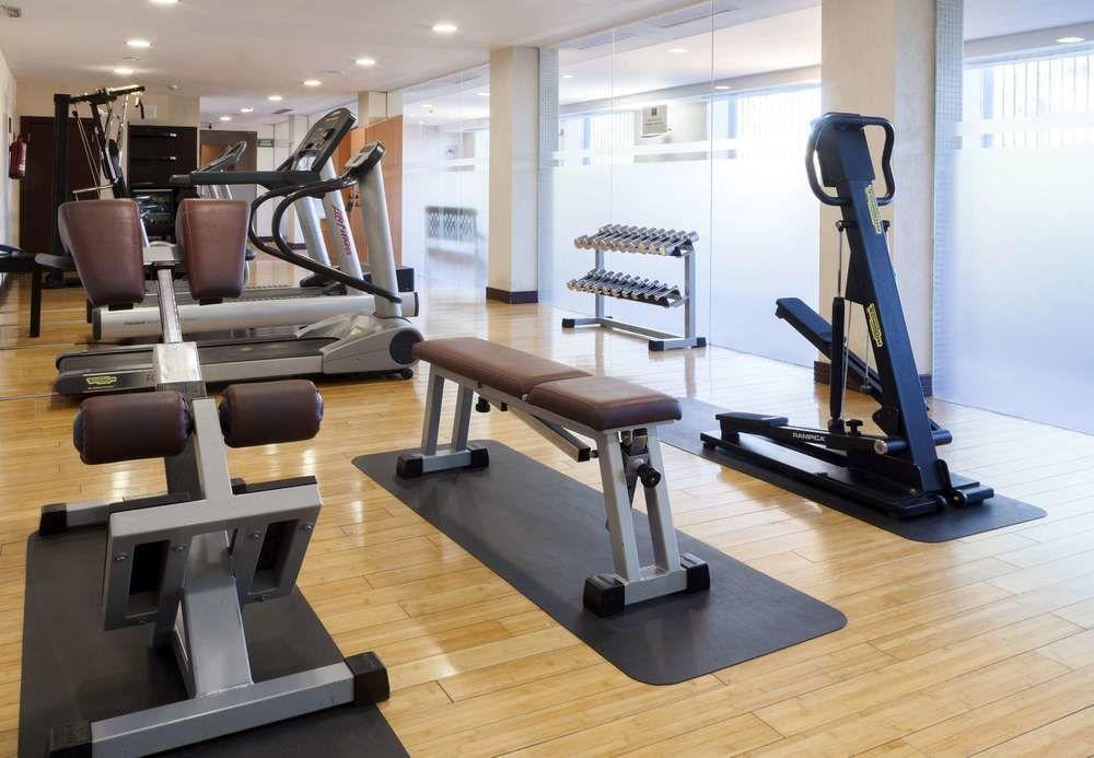 Ac 호텔 팔라시오 데 산타 아나 바야돌리드 외부 사진 A gym