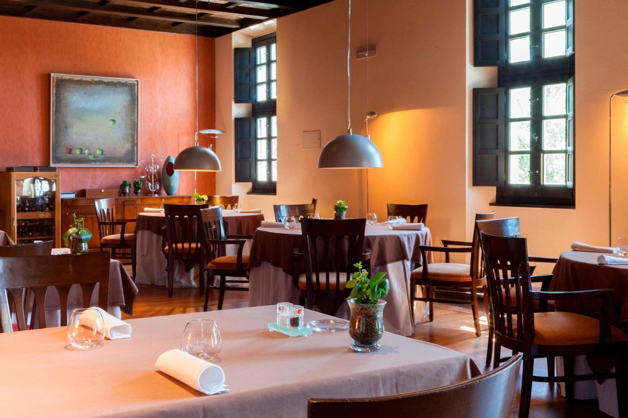Ac 호텔 팔라시오 데 산타 아나 바야돌리드 외부 사진 Restaurant El Bulli
